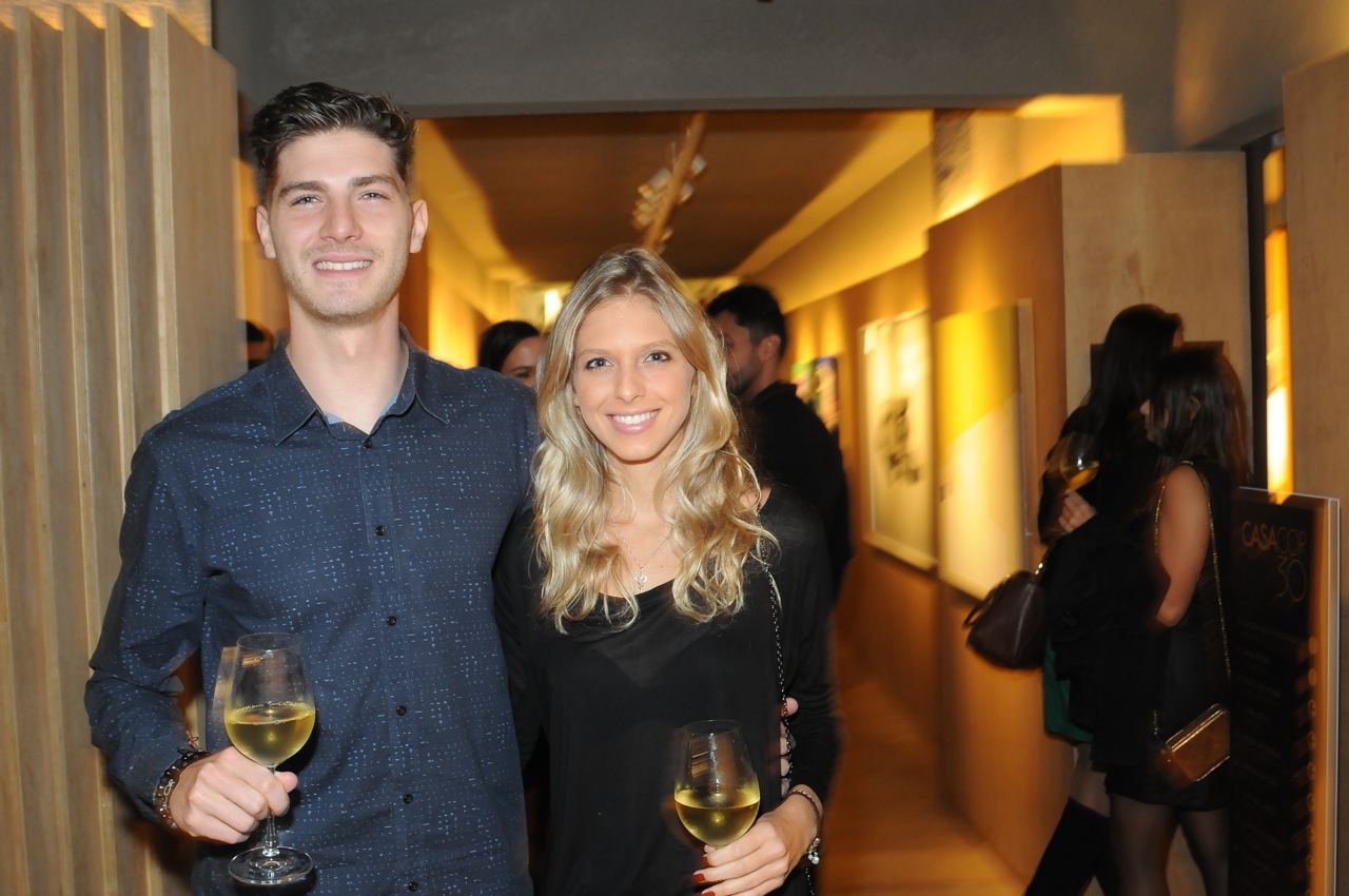 JOAO ZAMBINI E ANA ABREU