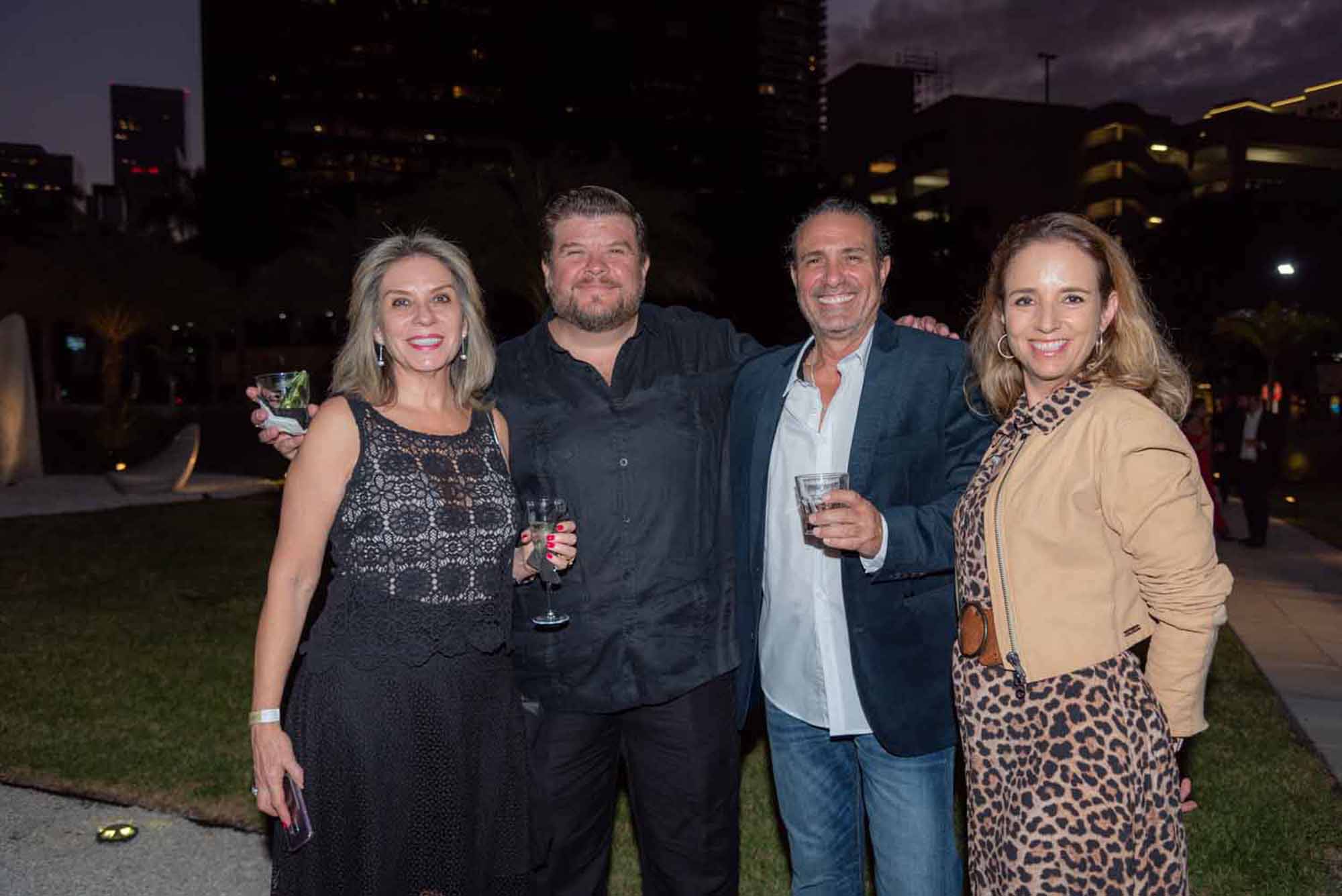 Maria Clara Uribe, Juan Pablo Uribe, Danilo Arditti e Ana Maria Gaona.