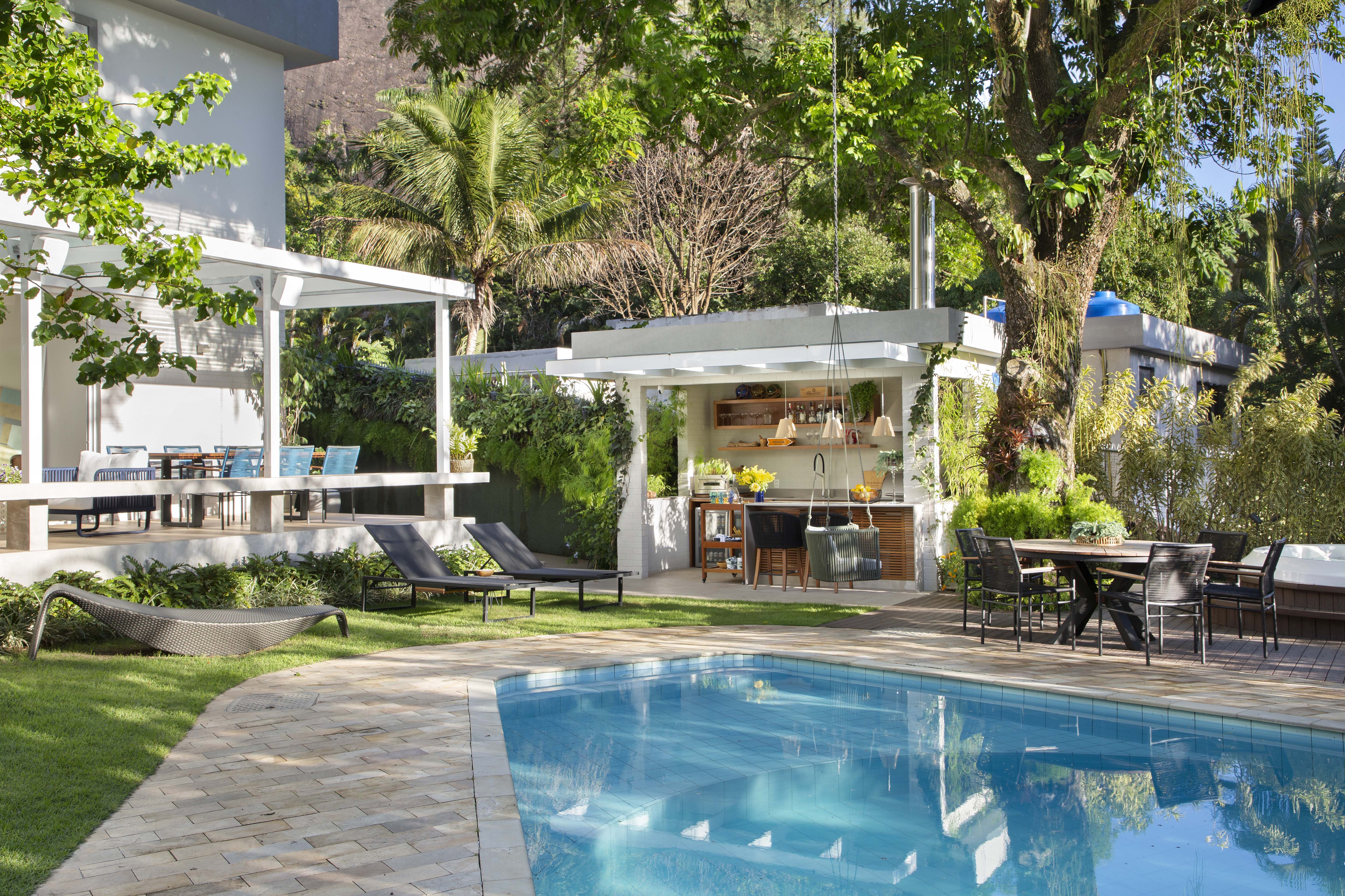 Anna Luiza Rothier paisagismo casa no campo jardim rio de janeiro plantas pergolado piscina