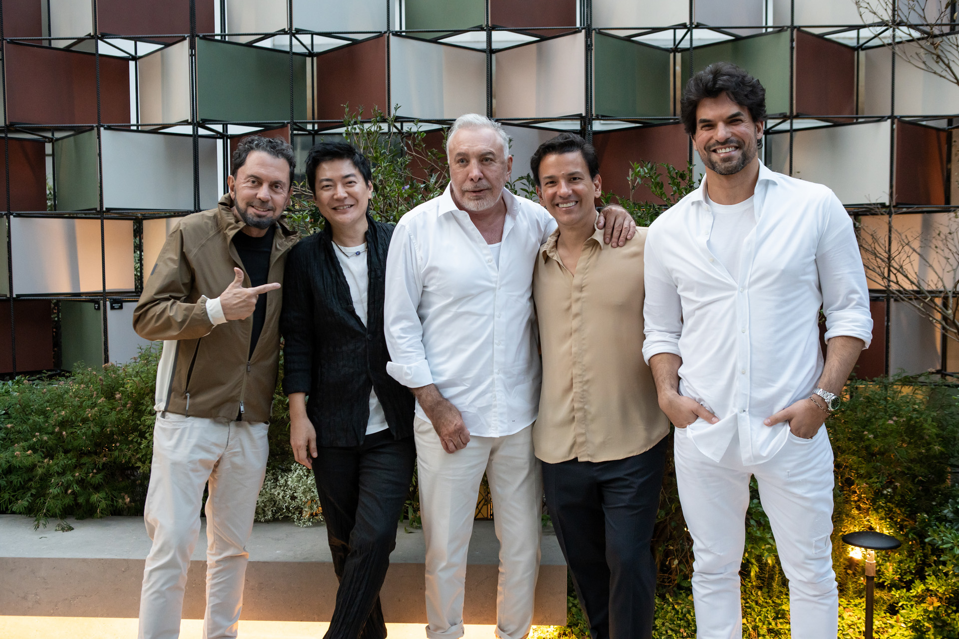 João Armentano, Alex Hanazaki, Sig Bergamim, Yuri Serodio, Murilo Lomas.