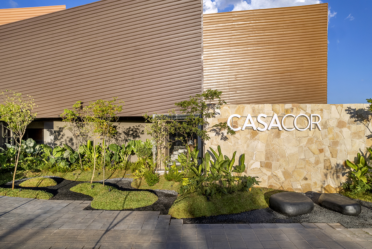 Gui Mesquita e Pablo Cássio - Jardim do Encontro. Projeto da CASACOR Goiás 2023. Na foto, fachada da sede da CASACOR Goiás 2023.